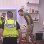 OBEZBEĐENJE NE ZNA GDE ĆE PRE! Peji pala roletna, zaleteo se na Enu(VIDEO)